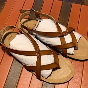 New Blowfish malibu granola sandals